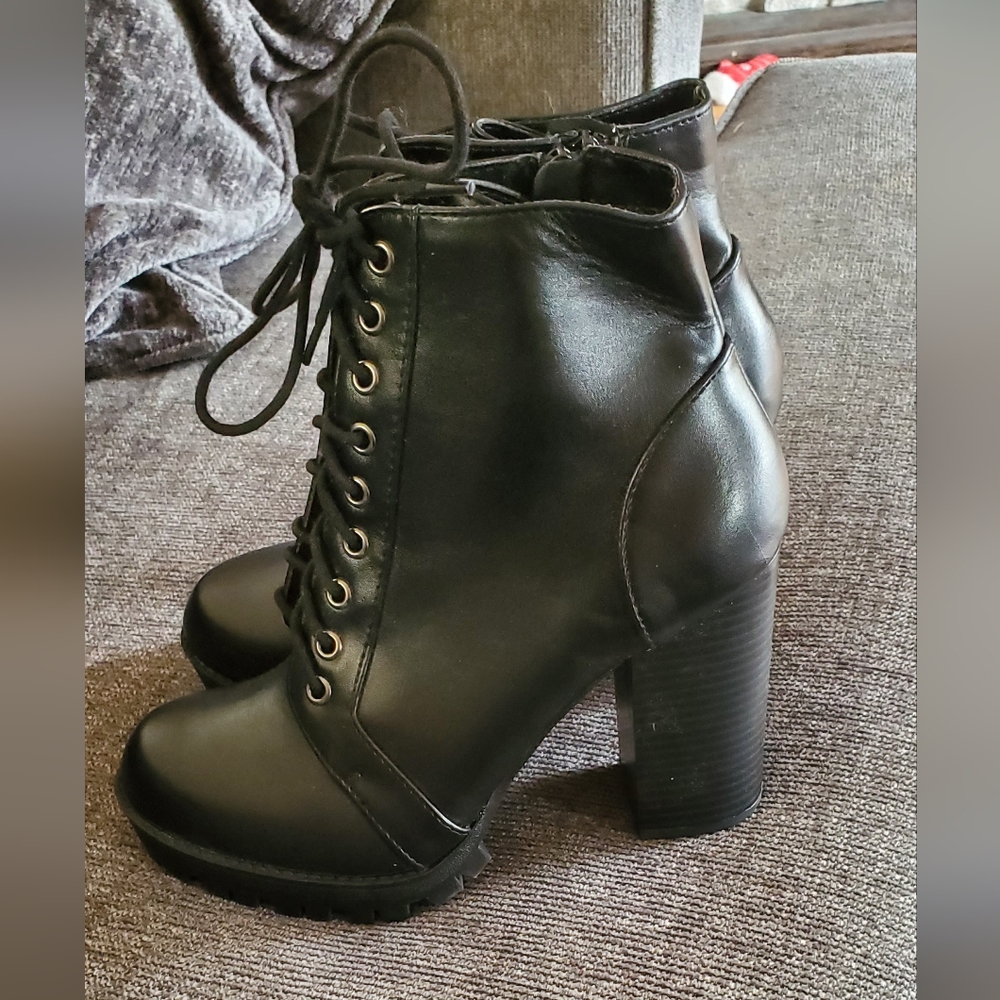 Black heeled lace up booties, size 9